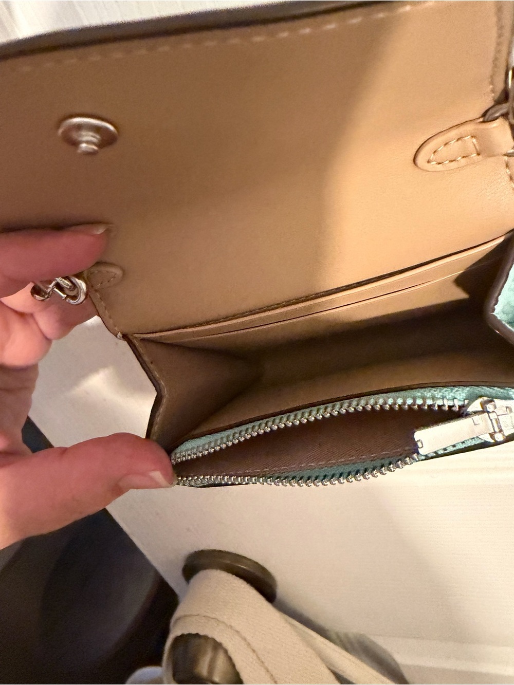 Coach Pebbled Leather Crossbody in Aqua Blue EUC - Picture 2 of 8